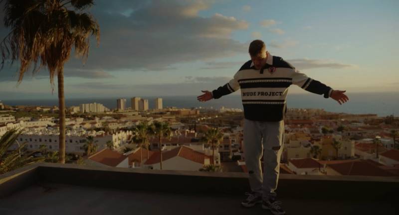 Bonez Vollmond Nude Project Playboy Style