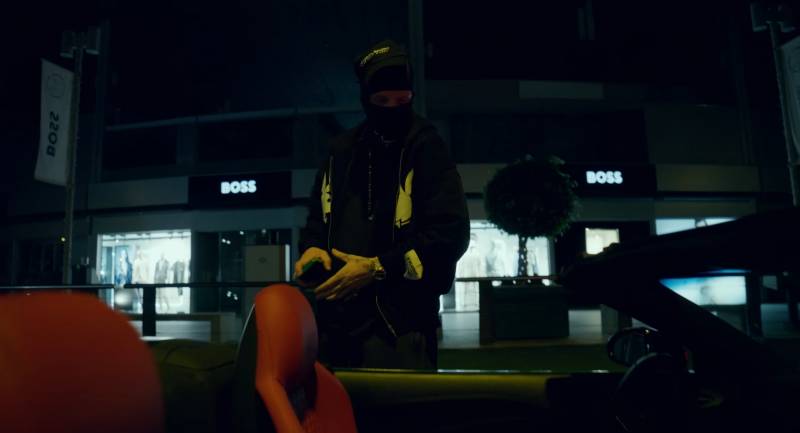 Bonez Vollmond Playboy Style